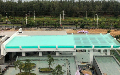 三亞海棠灣陽(yáng)光國(guó)際酒店亞克力空中泳池
